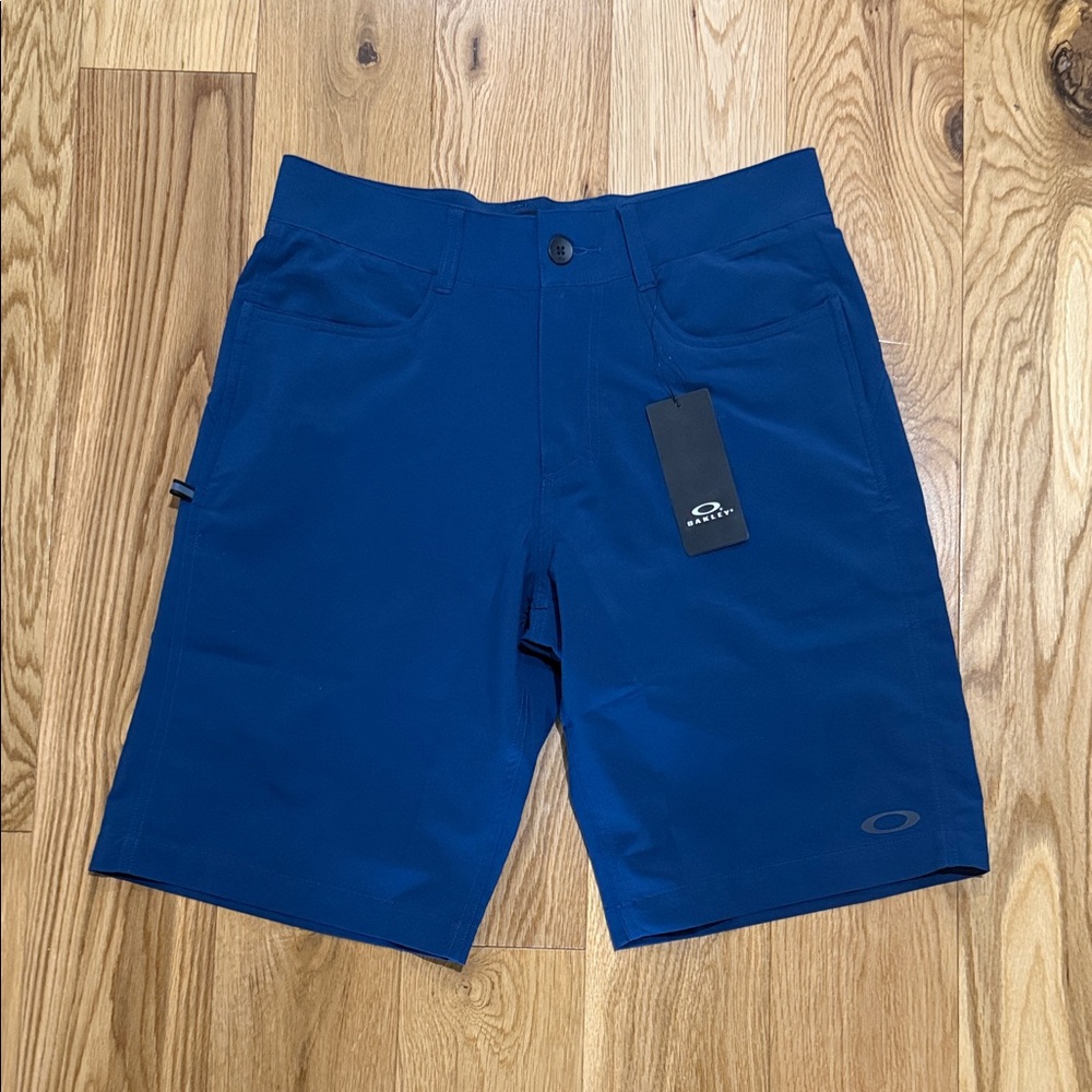 Brand New with Tags Oakley Men's Blue Shorts size 30